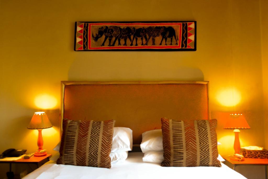 Ikhaya Lodge Fokváros Kültér fotó