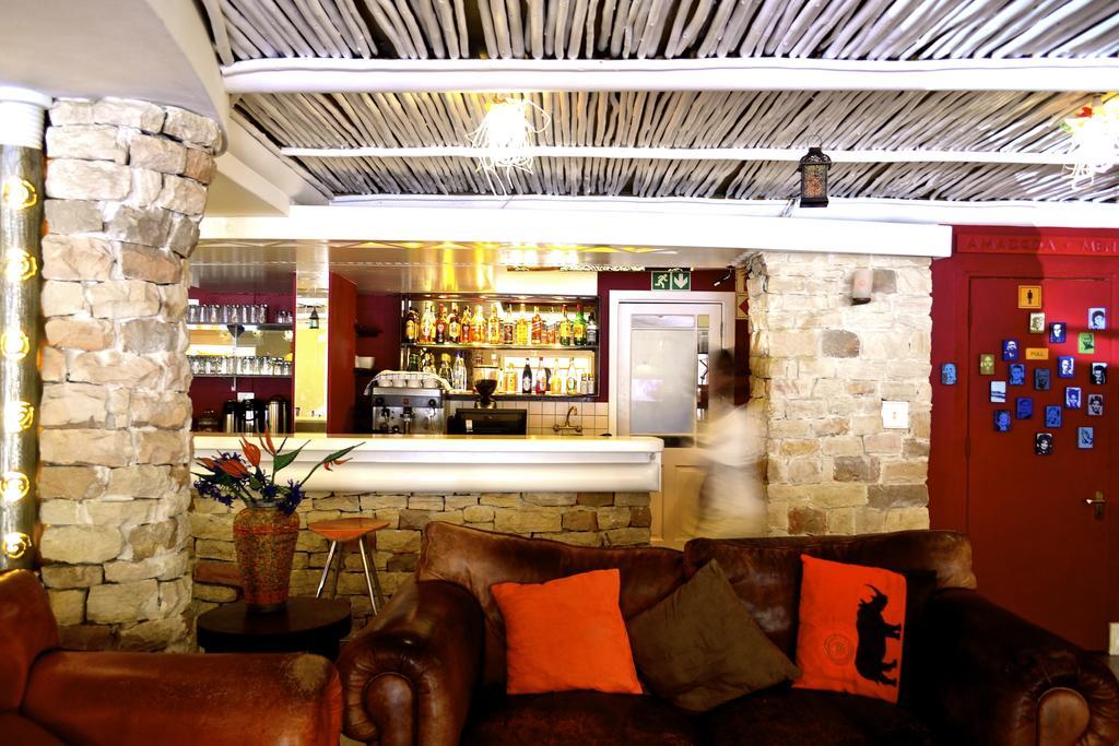 Ikhaya Lodge Fokváros Kültér fotó
