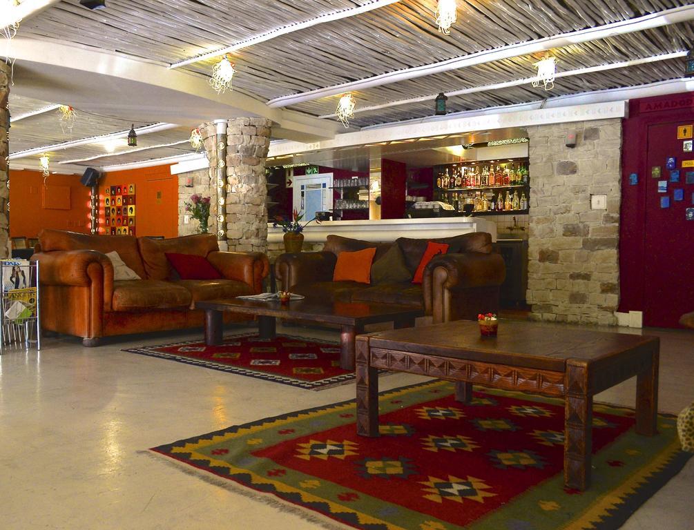 Ikhaya Lodge Fokváros Kültér fotó