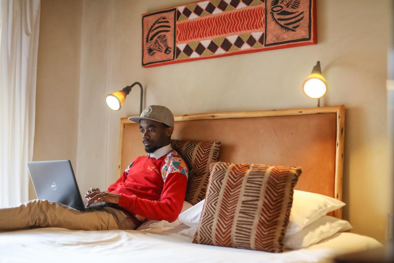 Ikhaya Lodge Fokváros Kültér fotó