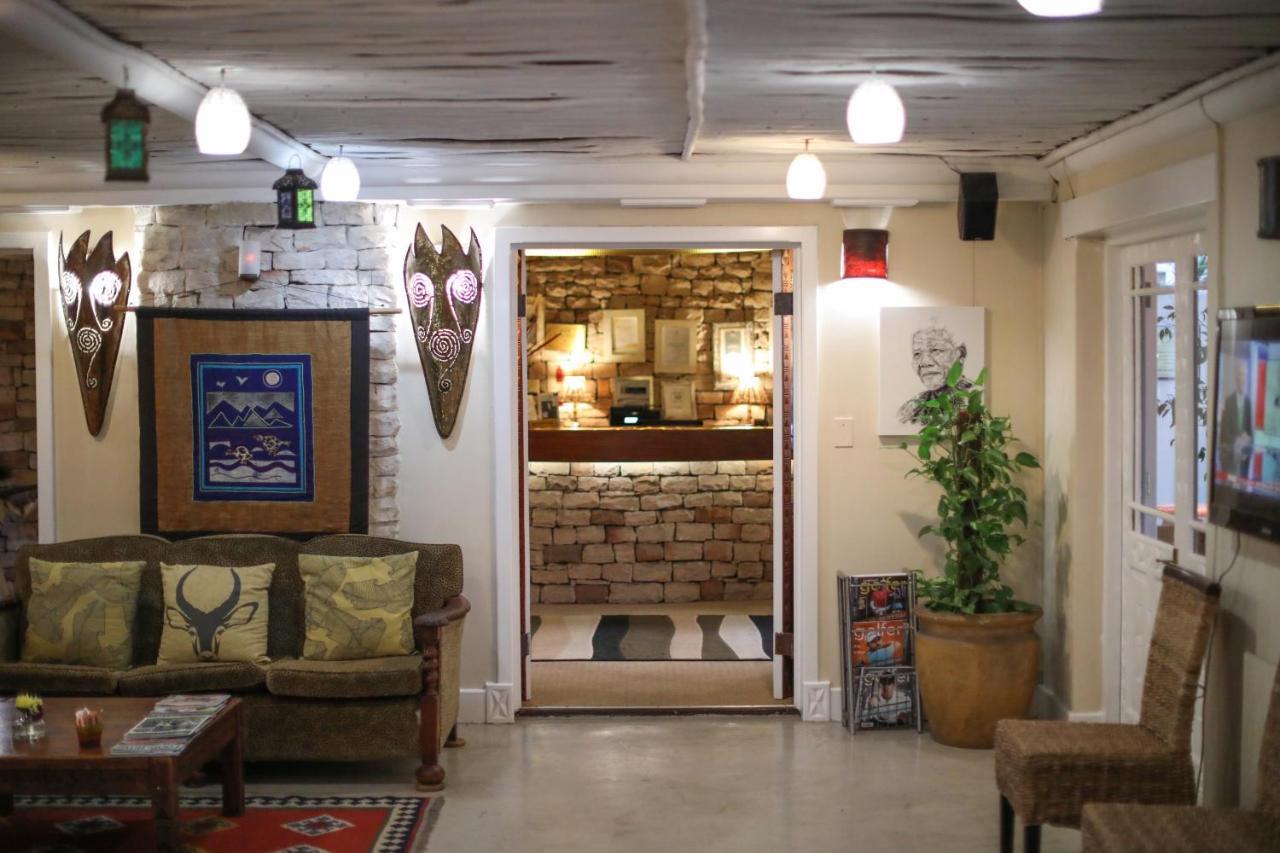 Ikhaya Lodge Fokváros Kültér fotó